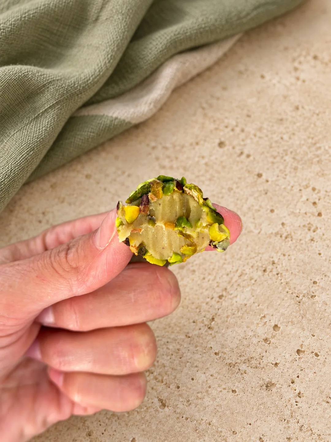 Brigadeiro mordido